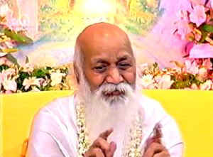 Maharishi During His talk